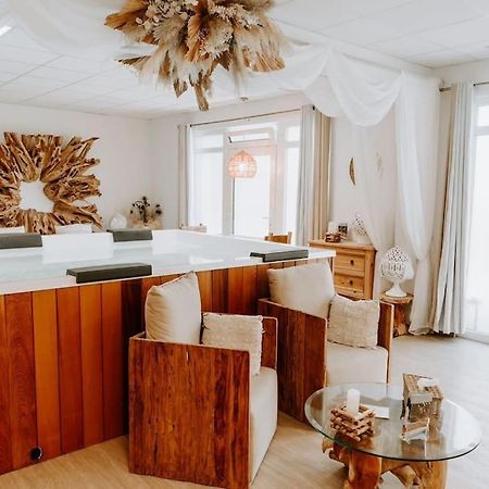 Suite De Charme Avec Jacuzzi Et Cabine Infrarouge Tubize Ngoại thất bức ảnh
